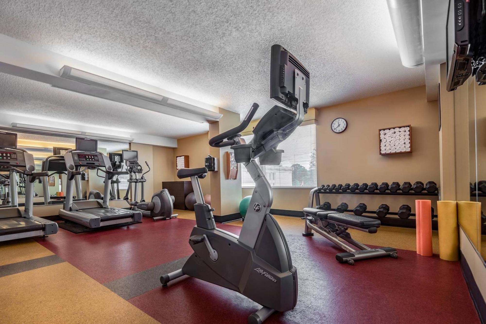 Courtyard By Marriott Bethesda Chevy Chase Ξενοδοχείο Εξωτερικό φωτογραφία