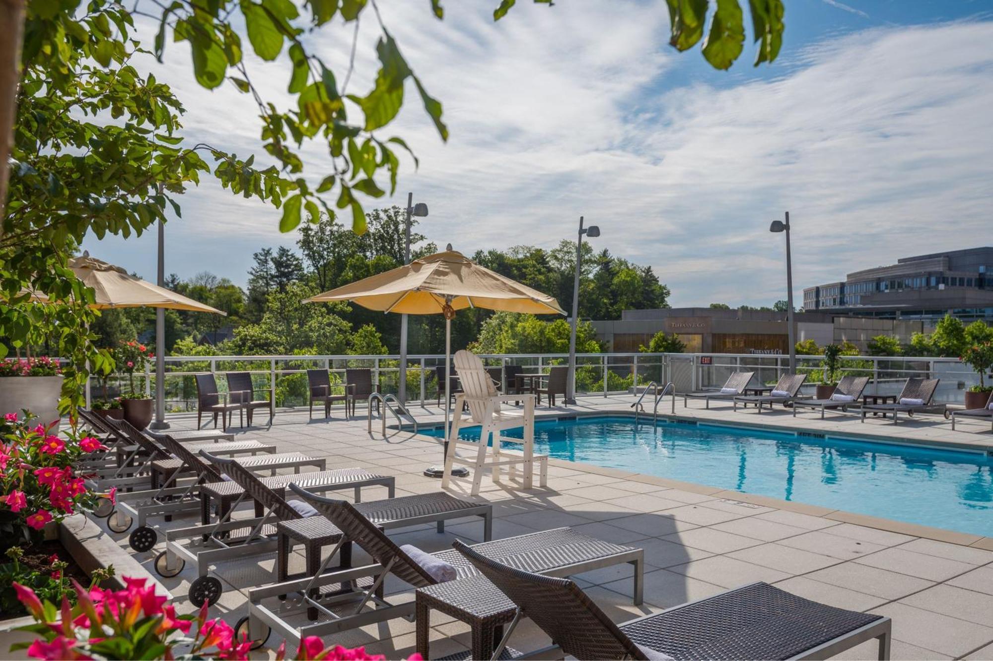 Courtyard By Marriott Bethesda Chevy Chase Ξενοδοχείο Εξωτερικό φωτογραφία