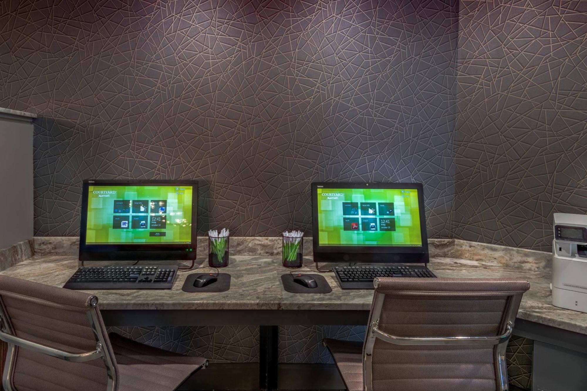 Courtyard By Marriott Bethesda Chevy Chase Ξενοδοχείο Εξωτερικό φωτογραφία
