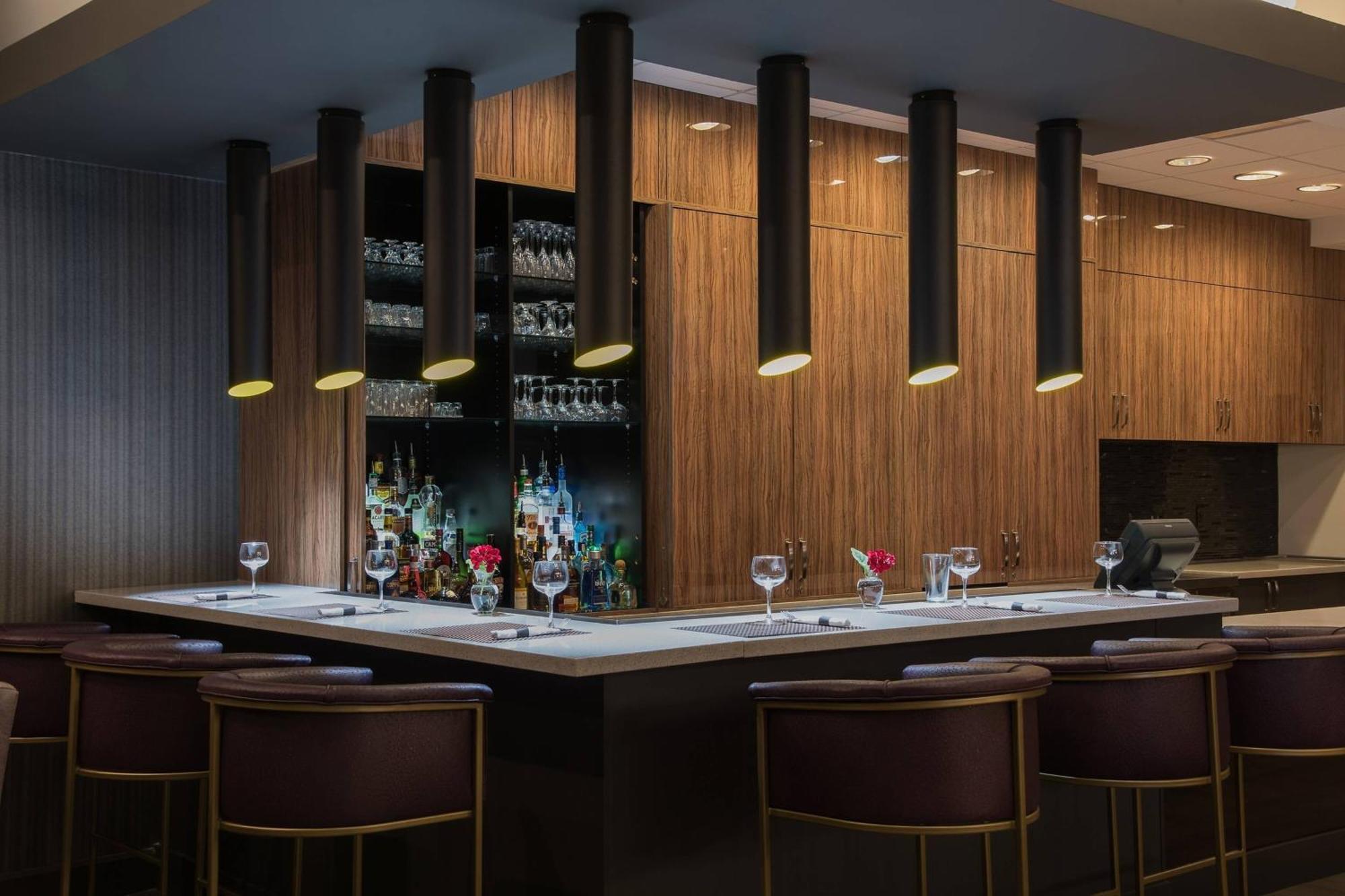 Courtyard By Marriott Bethesda Chevy Chase Ξενοδοχείο Εξωτερικό φωτογραφία
